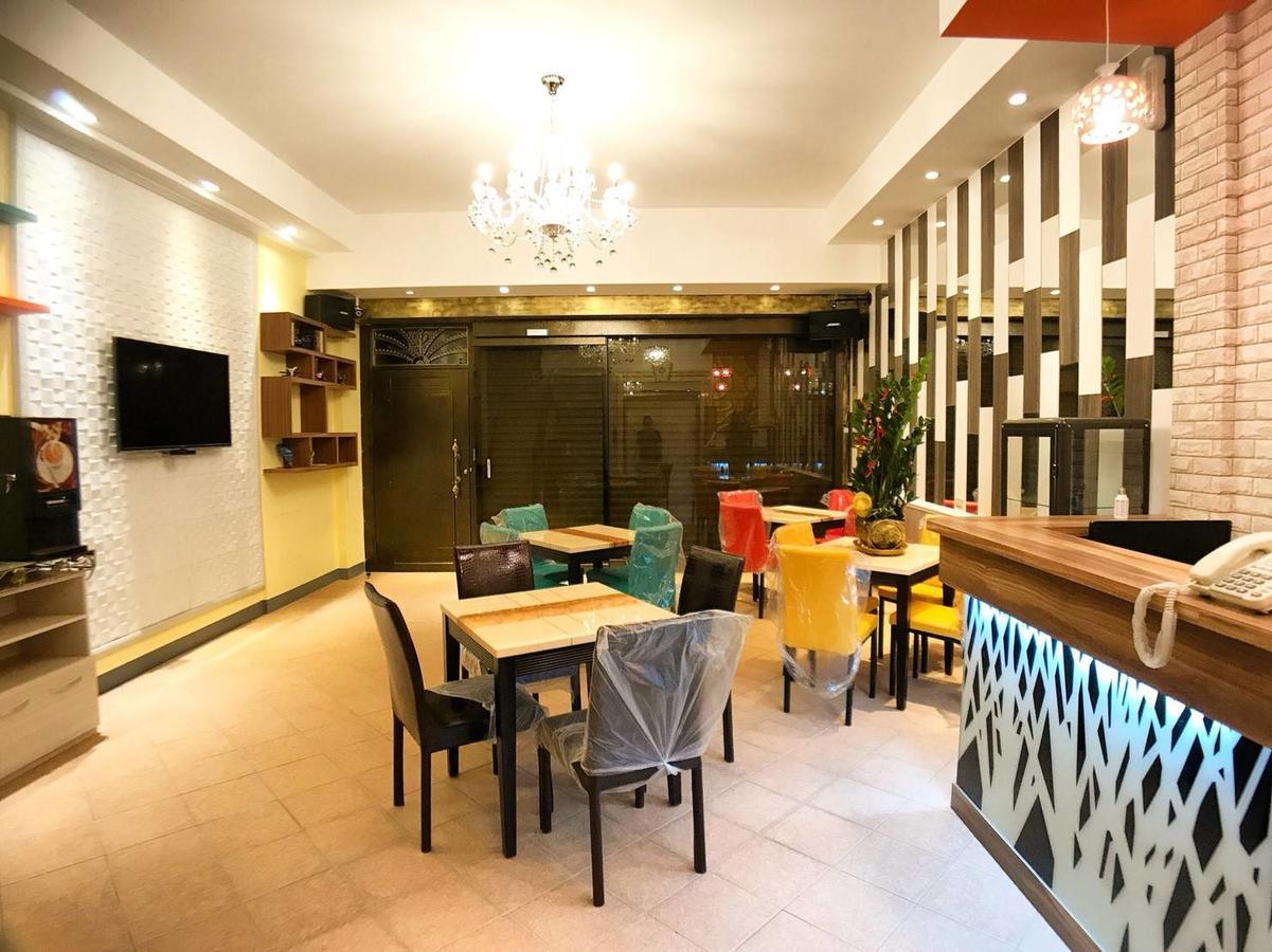J. Home Kaohsiung Eksteriør bilde